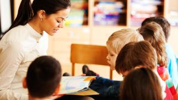 Red Shirting Kindergarten Kids — Good Idea or Bad?