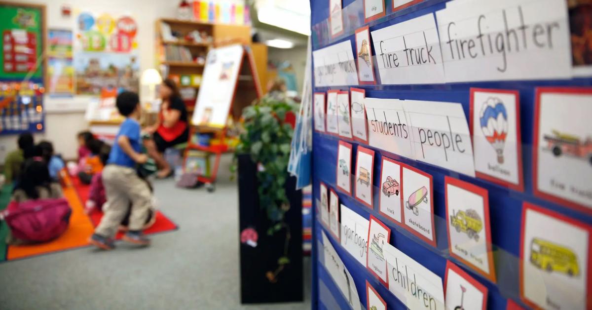 Using Word Walls for Explicit Vocabulary Instruction - 30 Days, 10
